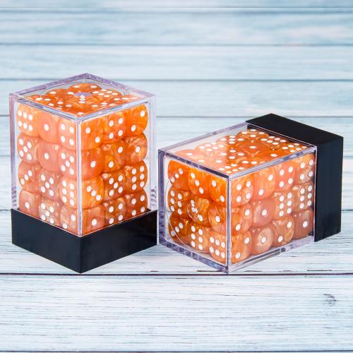 Lot de 36 dés  6 faces - 12mm- Orange Nacré